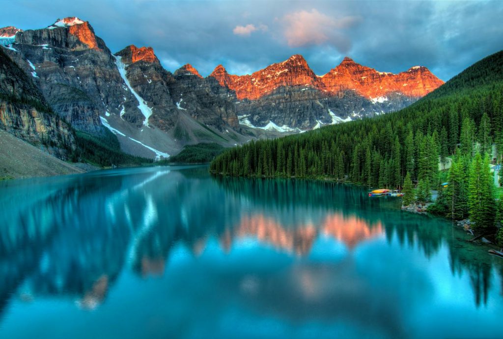 Lac et montagne