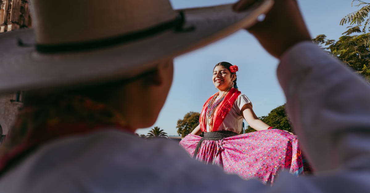 découvrez oaxaca, une région du mexique riche en culture, en histoire et en paysages époustouflants. explorez ses marchés colorés, savourez une cuisine unique et plongez dans ses traditions ancestrales. une expérience inoubliable vous attend dans cette destination envoûtante.