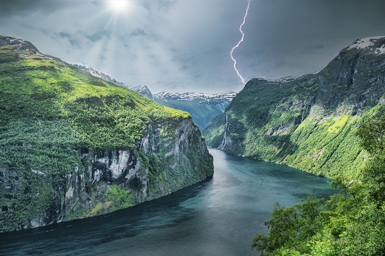 découvrez l'aventure ultime avec notre exploration des rivières. naviguez à travers des paysages pittoresques, observez la faune et la flore incroyables tout en vivant une expérience inoubliable au cœur de la nature.