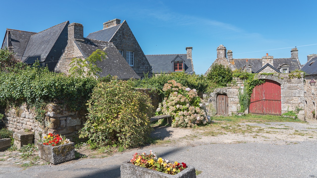 découvrez la bretagne, une région française riche en histoire, en paysages époustouflants et en culture vibrante. explorez ses côtes sauvages, ses charmants villages et sa délicieuse gastronomie maritime.