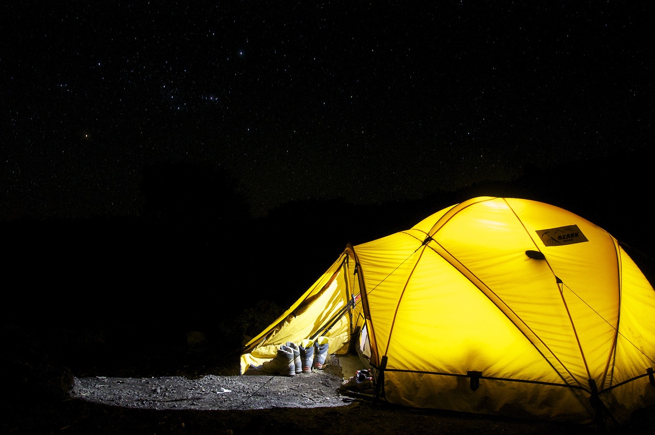 découvrez le meilleur du camping en pleine nature : des conseils, des astuces et des destinations idéales pour profiter d'une expérience unique en plein air. que vous soyez novice ou expert, préparez-vous à créer des souvenirs inoubliables.