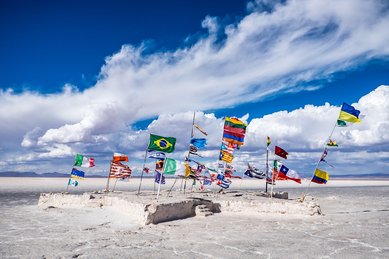 découvrez des destinations captivantes à travers le monde, des plages paradisiaques aux montagnes majestueuses. explorez des cultures riches et trouvez l'inspiration pour votre prochain voyage.