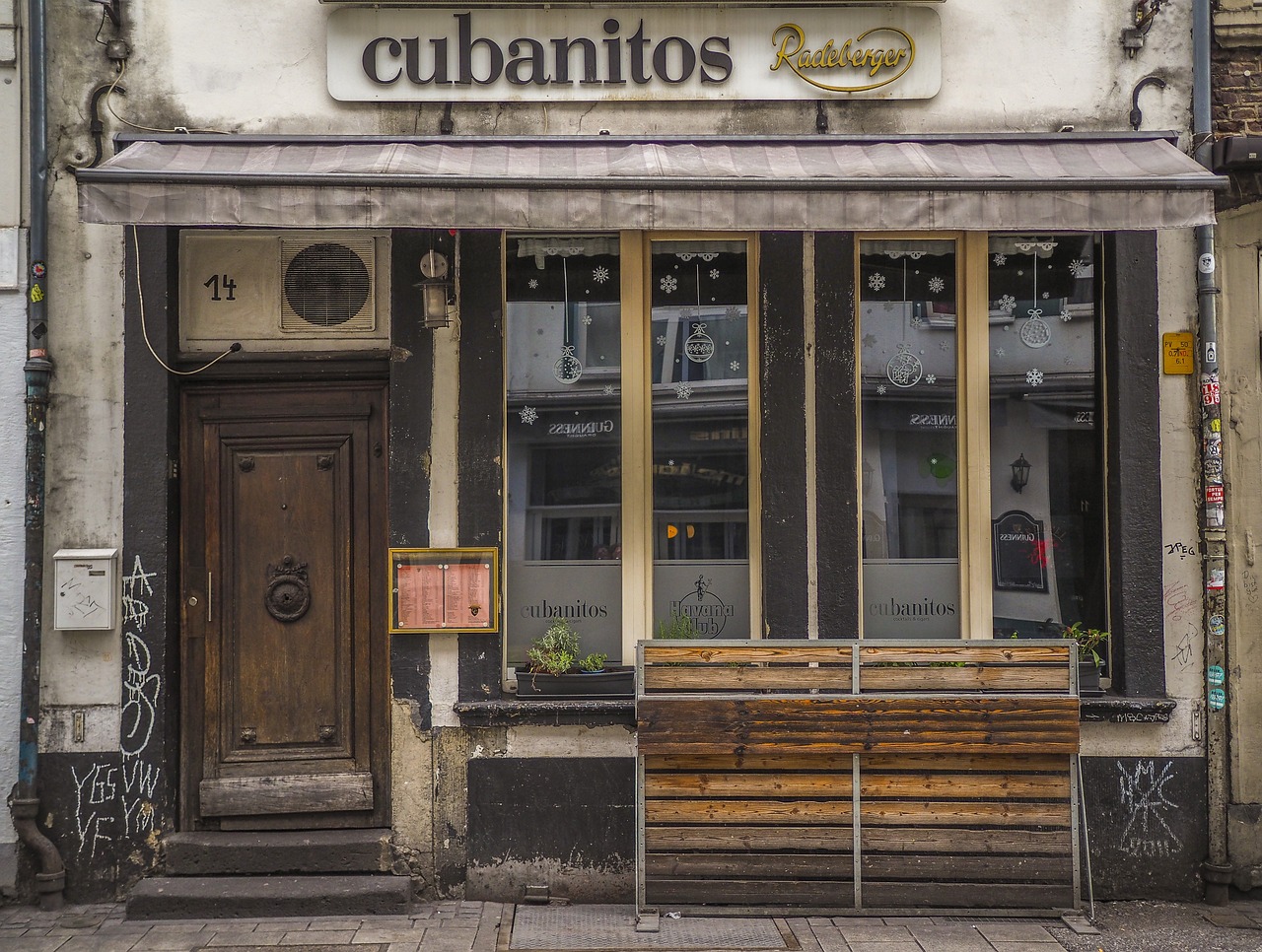 découvrez la richesse de la gastronomie locale à travers des plats authentiques, des ingrédients frais et des traditions culinaires uniques qui mettent en avant le savoir-faire des artisans et des chefs de votre région.