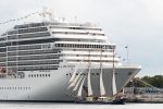 découvrez les croisières en asie, une expérience inoubliable qui vous emmène à travers des paysages exotiques, des cultures fascinantes et des destinations envoûtantes. embarquez pour une aventure unique à bord de navires de luxe tout en explorant la beauté et la diversité du continent asiatique.