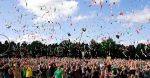 découvrez notre guide complet des festivals à travers le monde ! concerts, arts, gastronomie et culture, plongez dans des événements inoubliables pour tous les goûts et toutes les passions. préparez votre prochaine aventure festive dès maintenant !